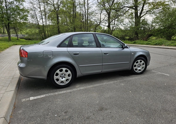 Audi A4 cena 19999 przebieg: 218000, rok produkcji 2006 z Ujście małe 172